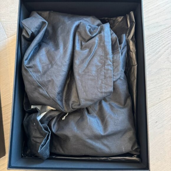 Saint Laurent Bianca Platforms Suede - Picture 4 of 5